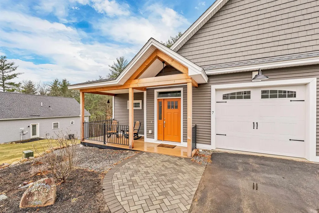 7 John Hardie Way Chichester NH 03234