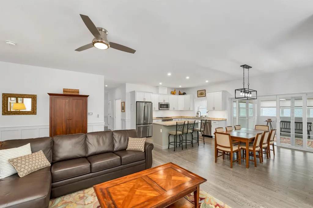 7 John Hardie Way Chichester NH 03234