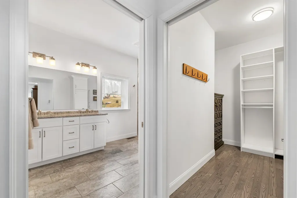 7 John Hardie Way Chichester NH 03234