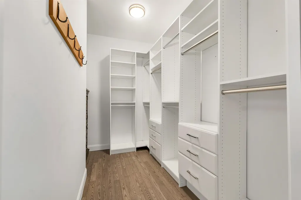 7 John Hardie Way Chichester NH 03234