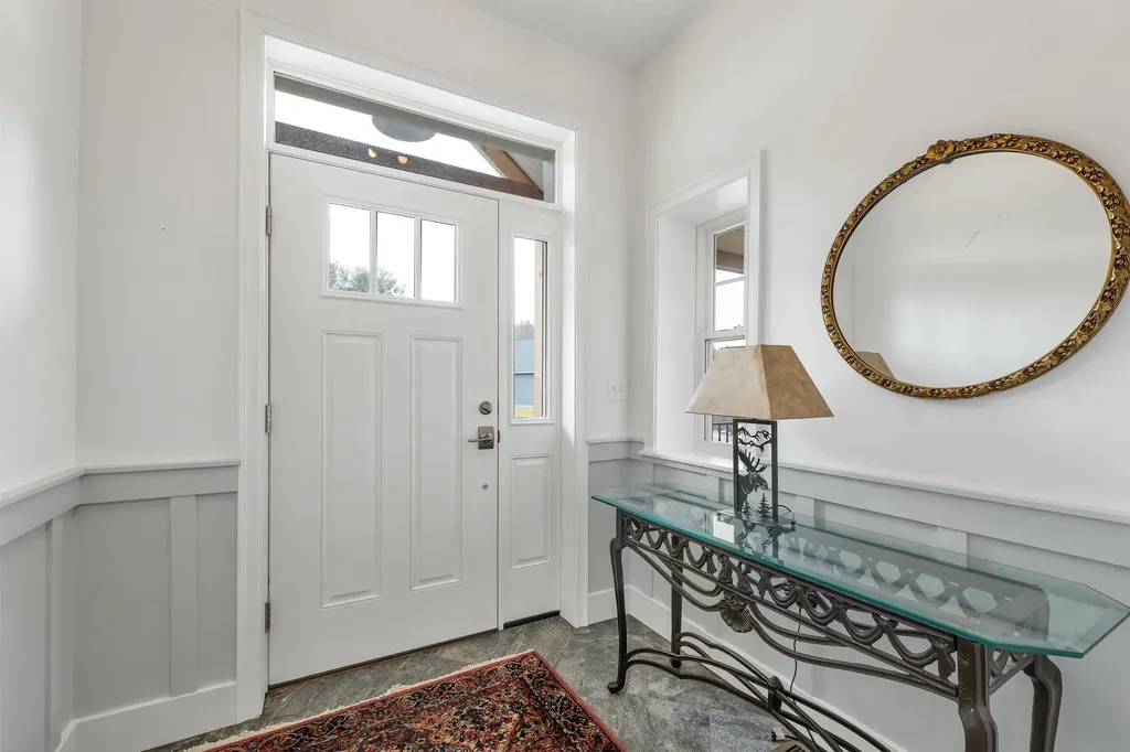 7 John Hardie Way Chichester NH 03234