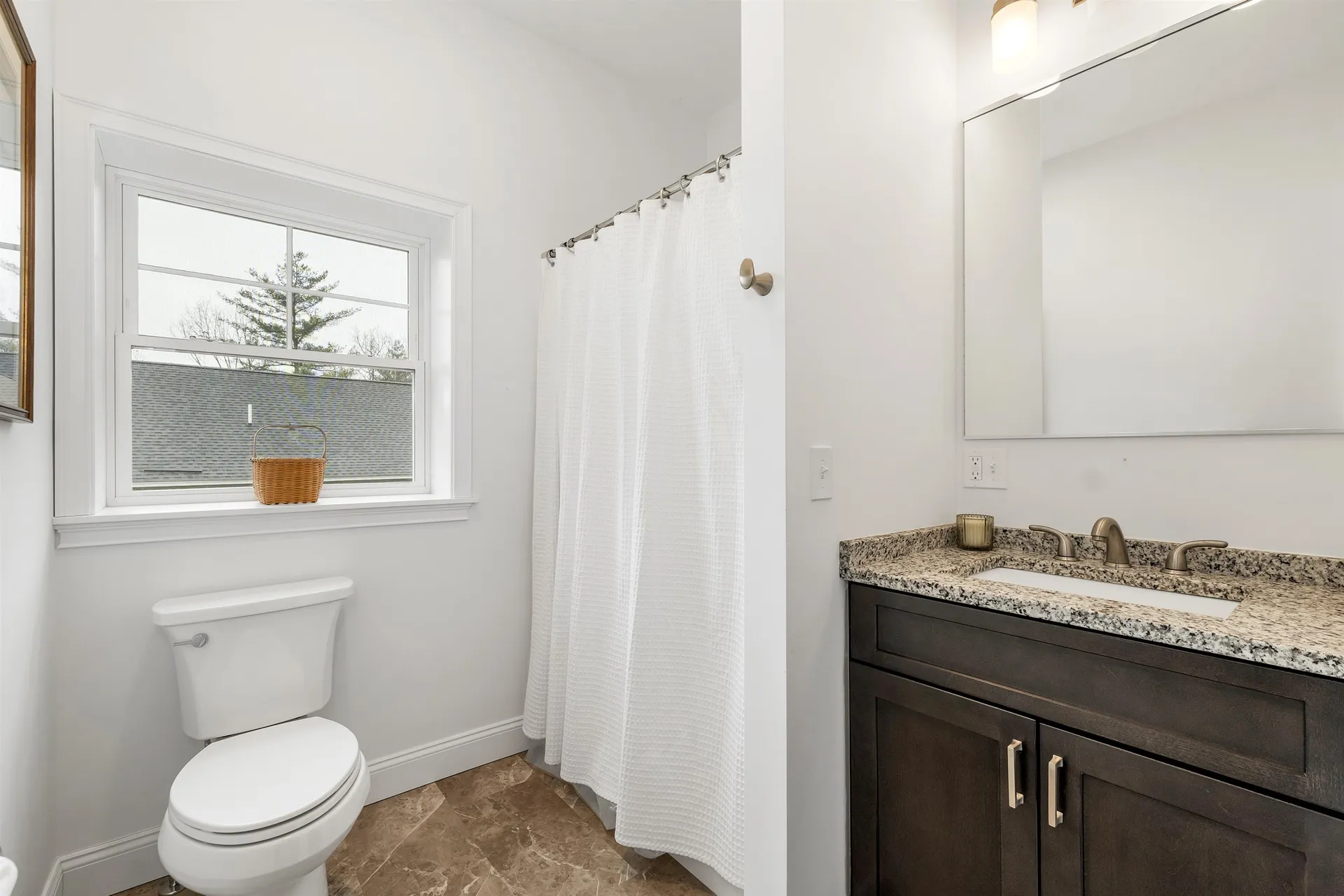 7 John Hardie Way Chichester NH 03234