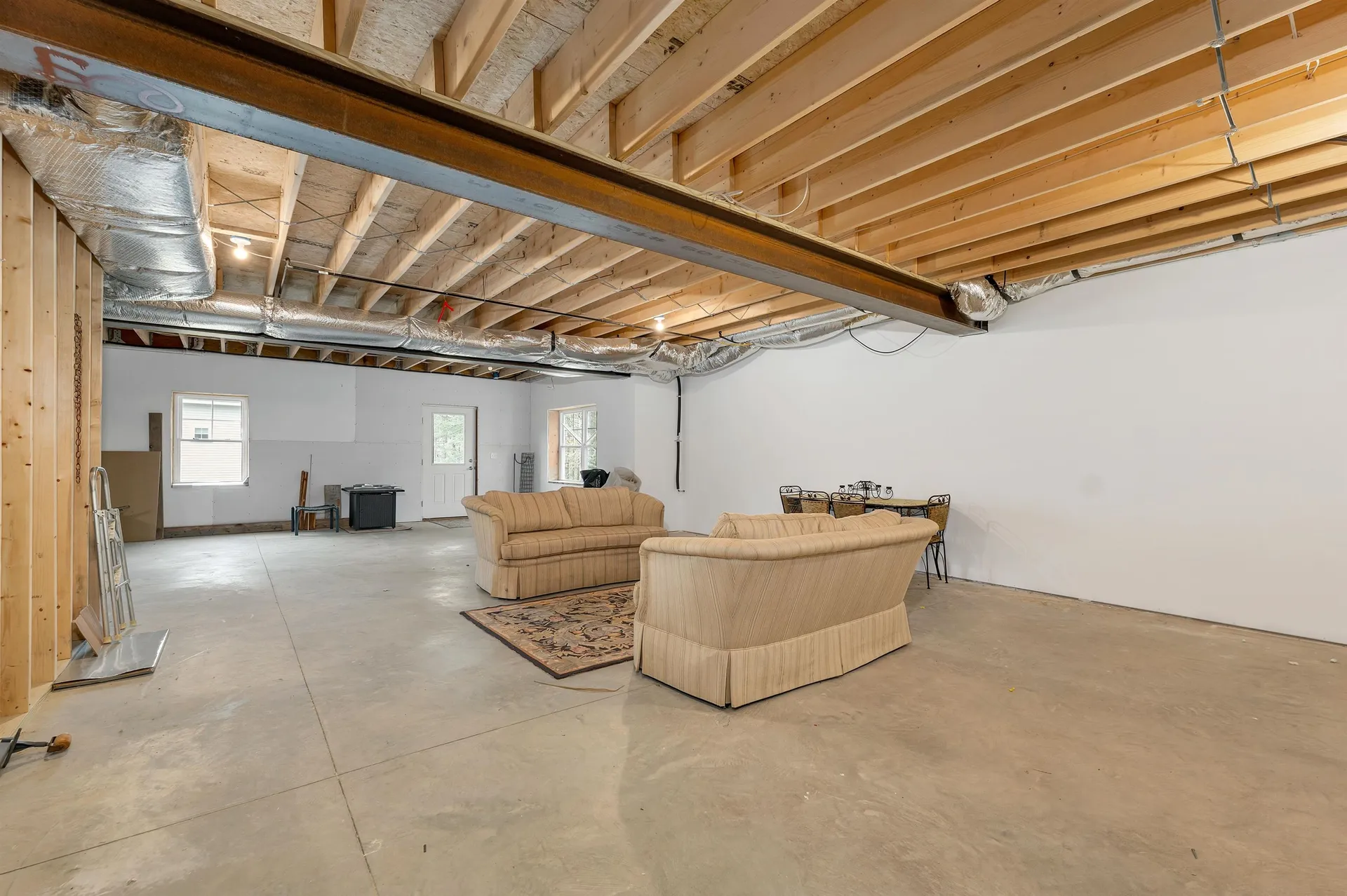 7 John Hardie Way Chichester NH 03234