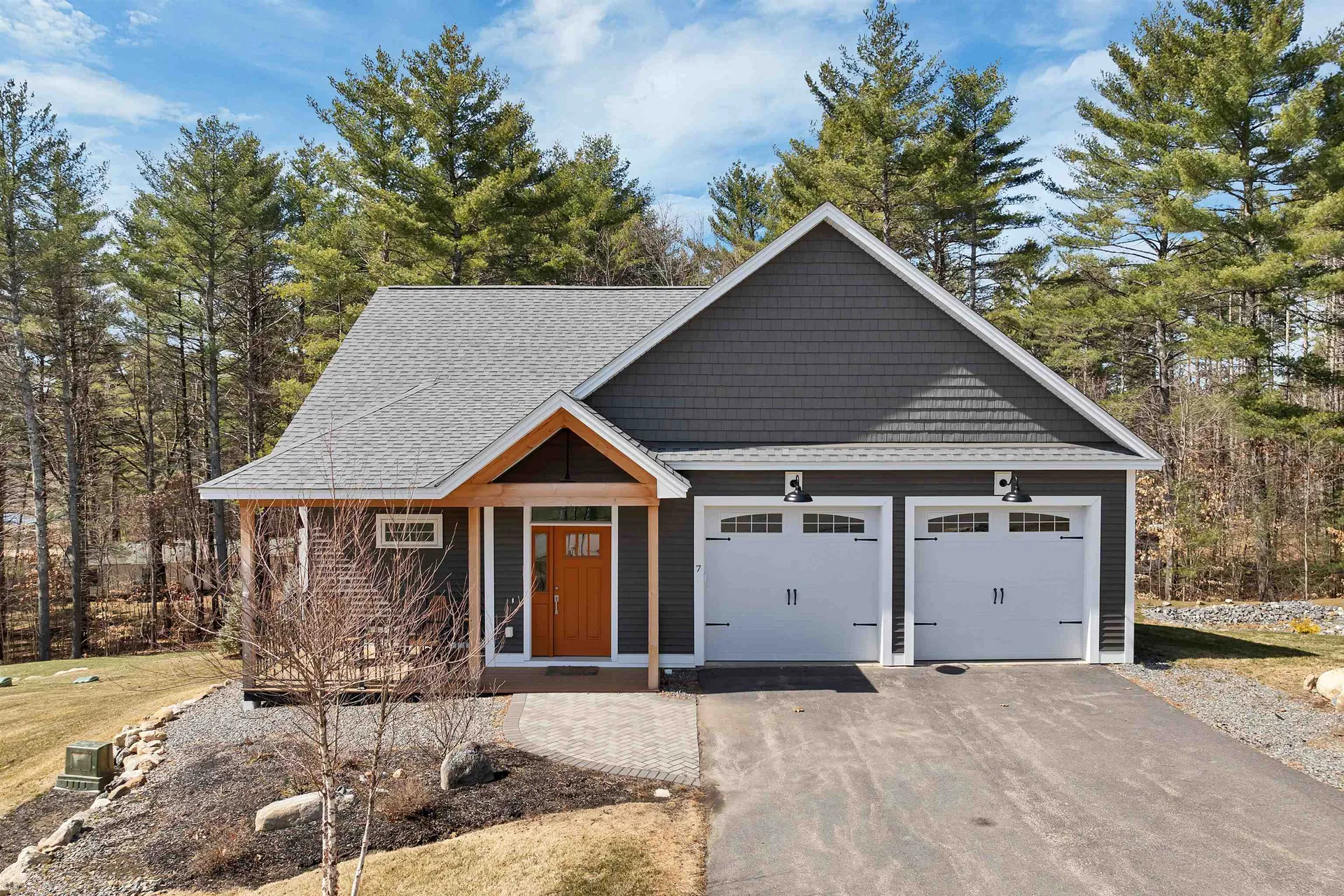 7 John Hardie Way Chichester NH 03234