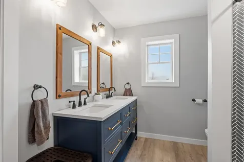 212 Chelsea Road Corinth VT 05039