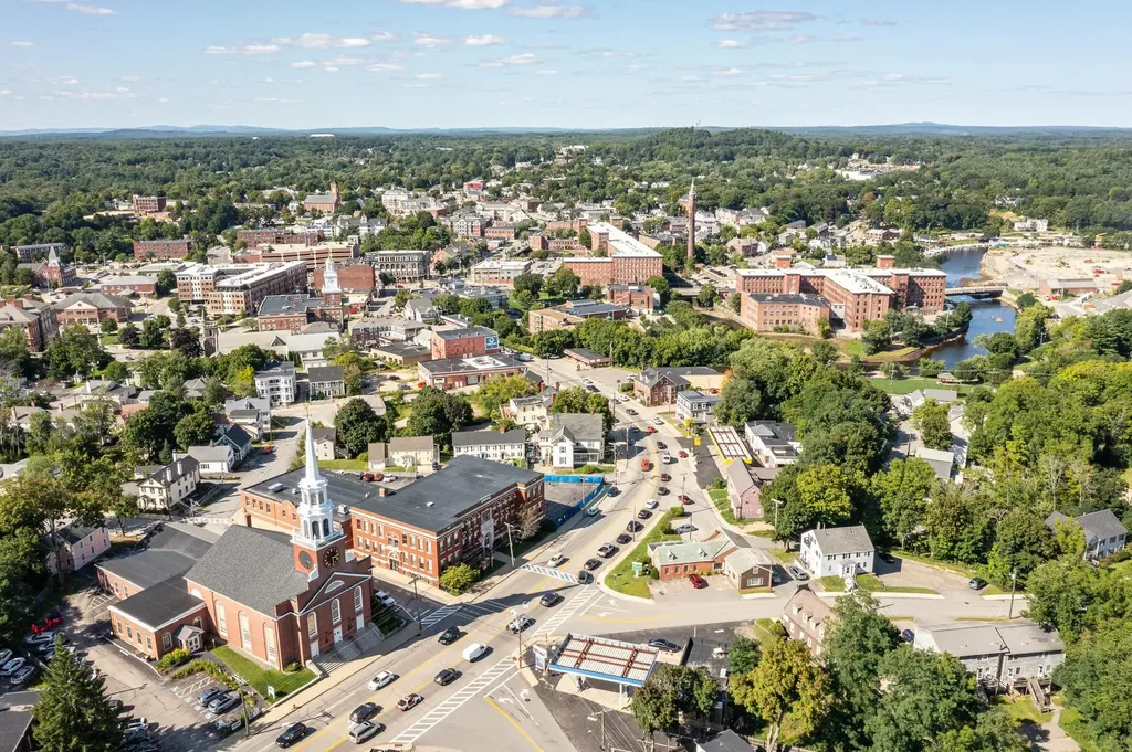 10 Banner Drive Dover NH 03820