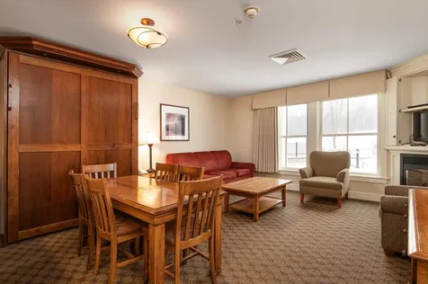 621/623 Qtr. I, Adams House Ludlow VT 05149