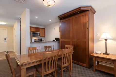 621/623 Qtr. I, Adams House Ludlow VT 05149