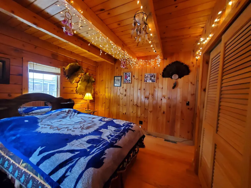 52 Oak Hill Road Enfield NH 03748