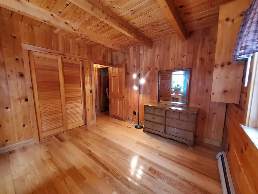 52 Oak Hill Road Enfield NH 03748