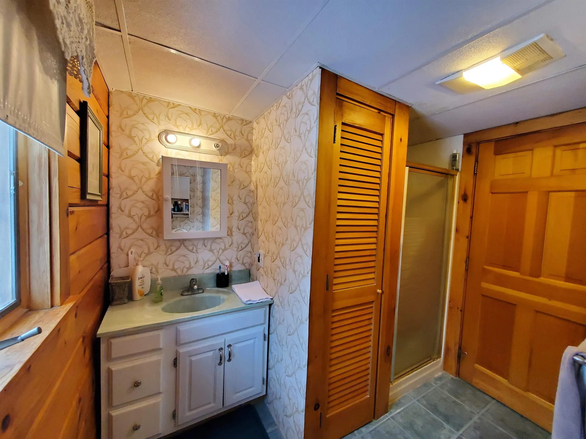 52 Oak Hill Road Enfield NH 03748