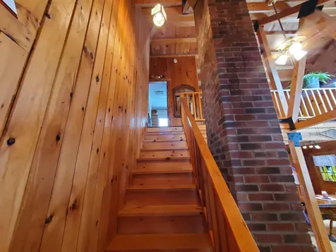 52 Oak Hill Road Enfield NH 03748