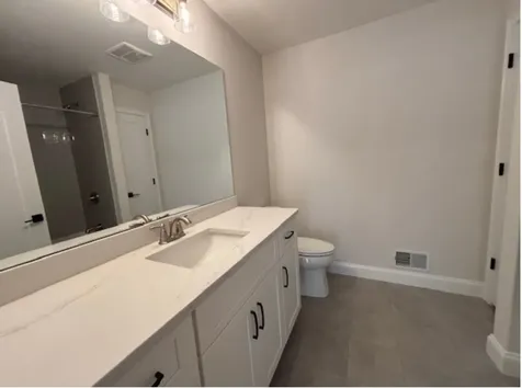 7 Edgewater Circle Brentwood NH 03833