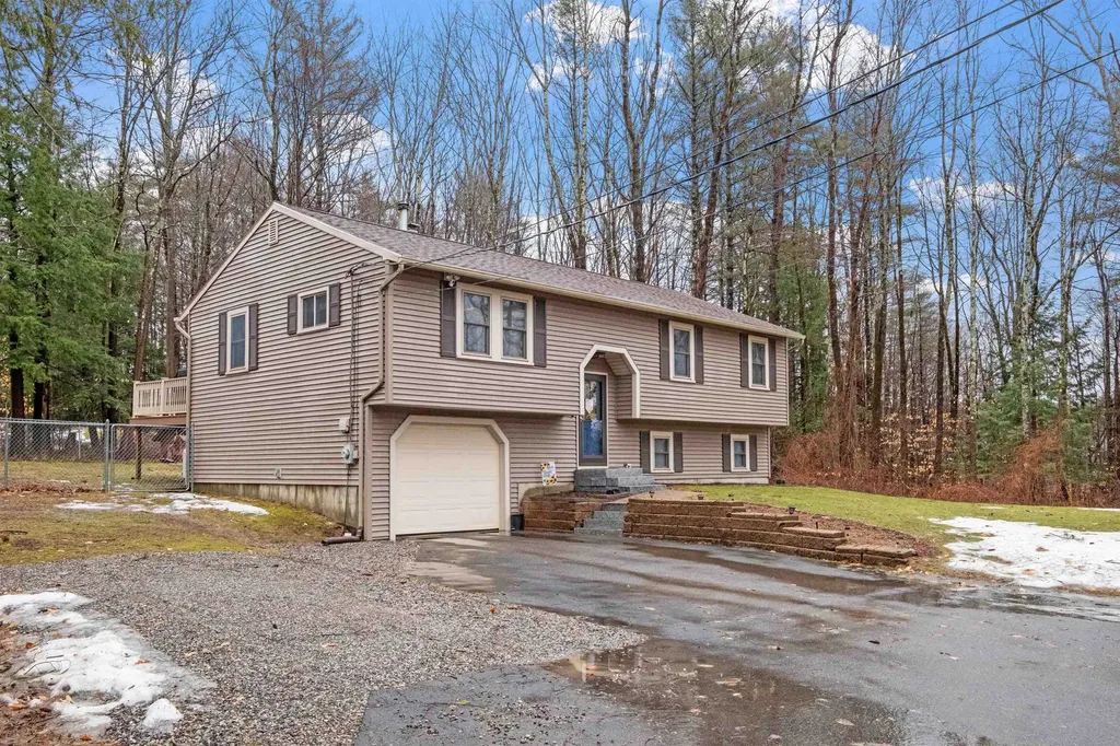 19 Drake Drive Northfield NH 03276