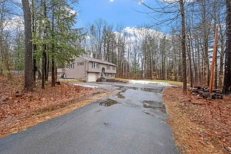 19 Drake Drive Northfield NH 03276