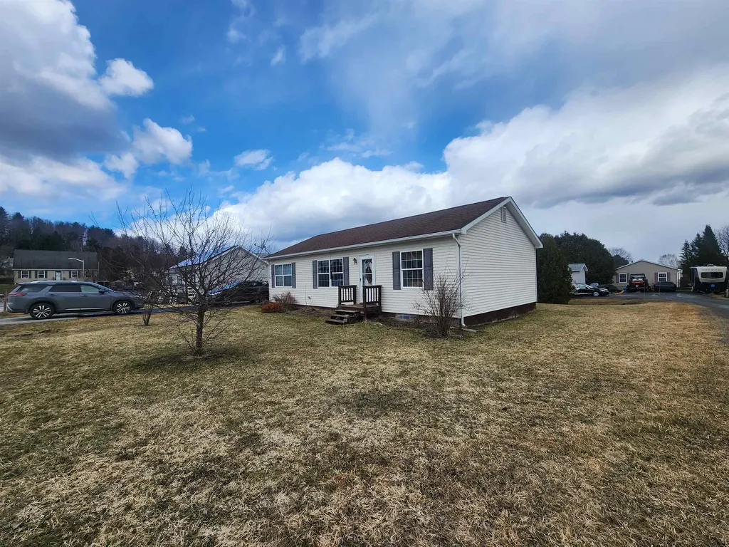 62 Country Way Barre City VT 05641