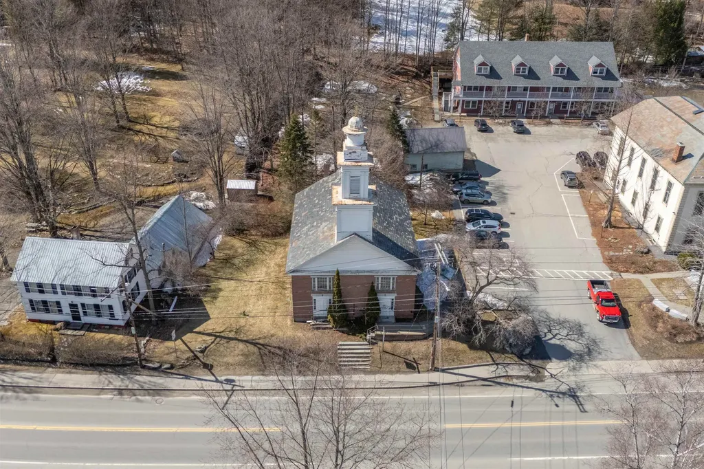 123 Main Street Putney VT 05346