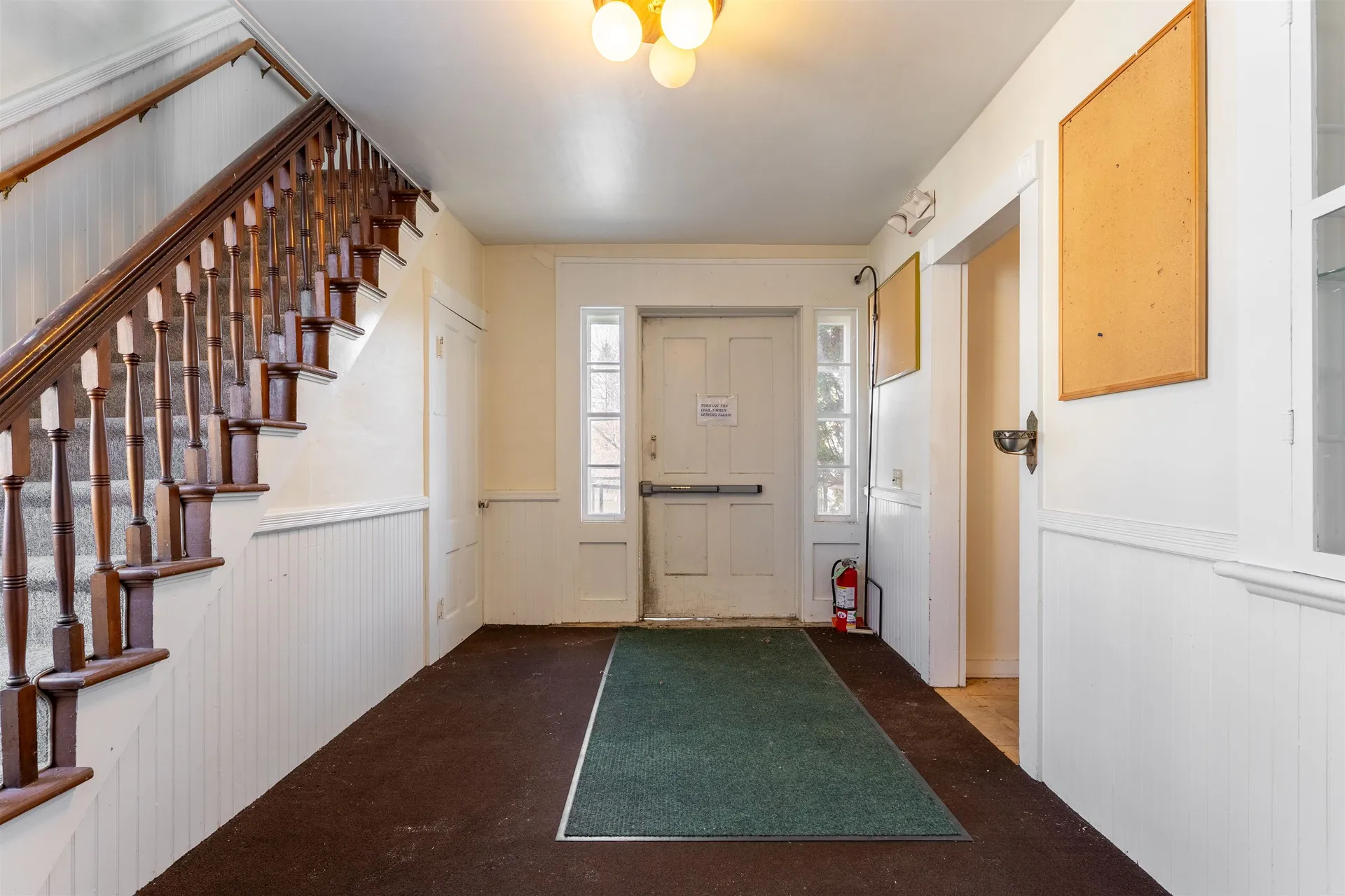 123 Main Street Putney VT 05346