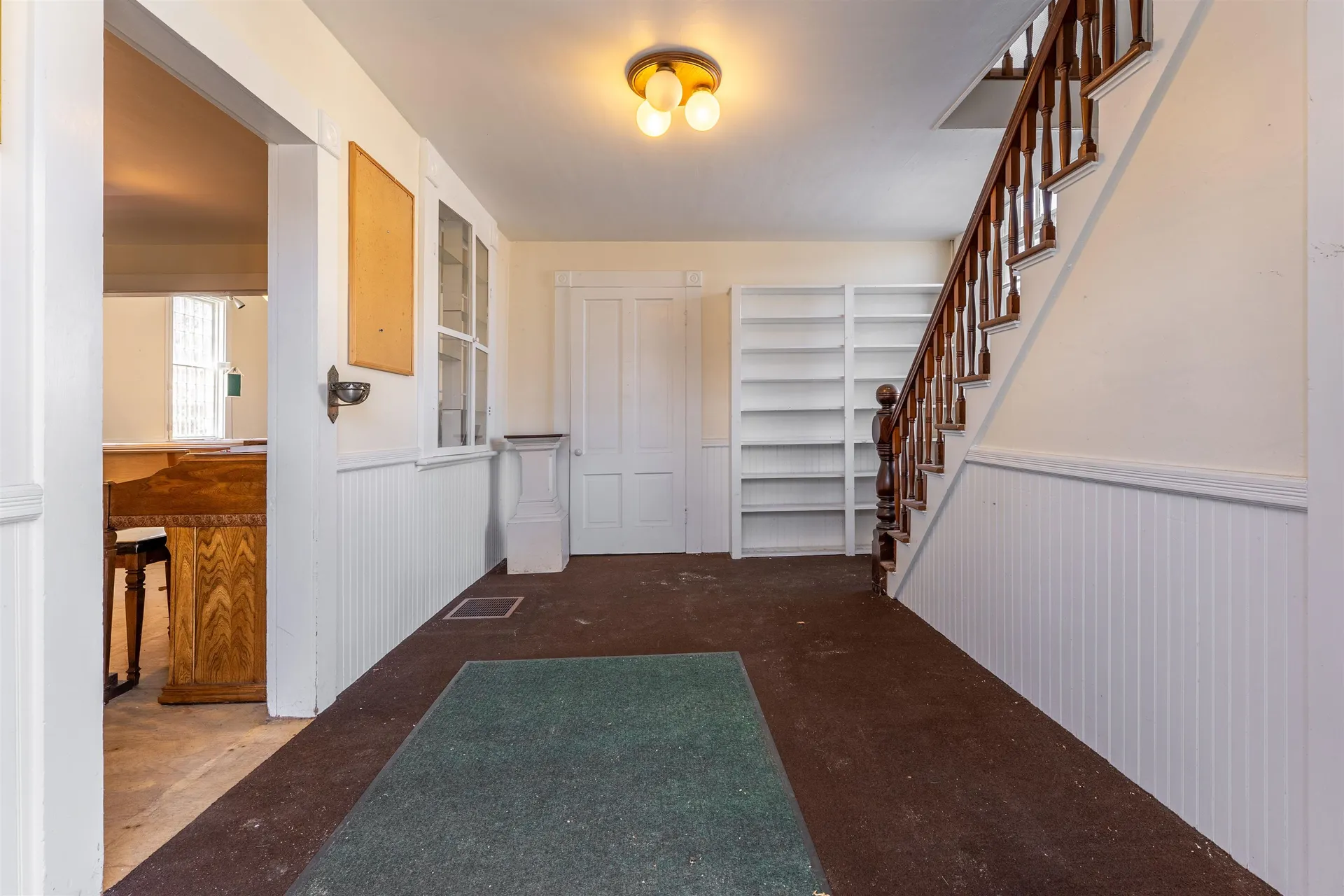 123 Main Street Putney VT 05346