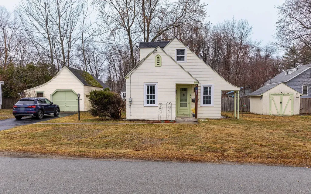 9 Avalon Place Keene NH 03431