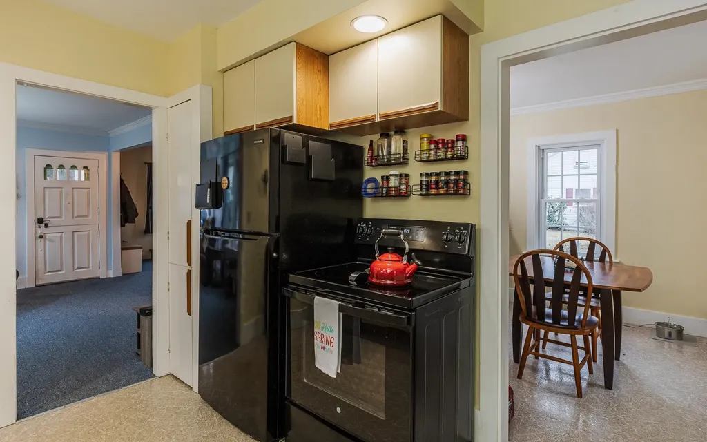 9 Avalon Place Keene NH 03431