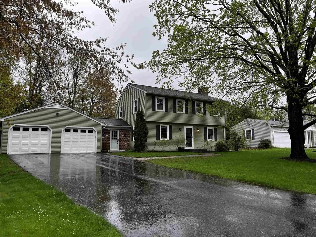 28 Greenbriar Road Keene NH 03431-2844