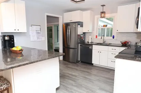 28 Greenbriar Road Keene NH 03431-2844