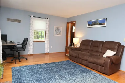 28 Greenbriar Road Keene NH 03431-2844