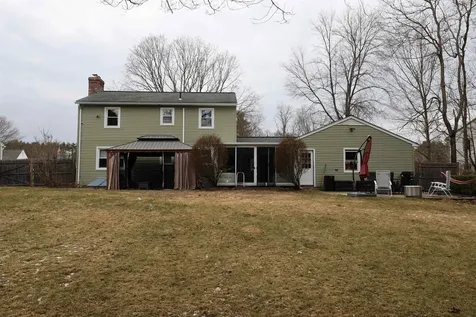 28 Greenbriar Road Keene NH 03431-2844