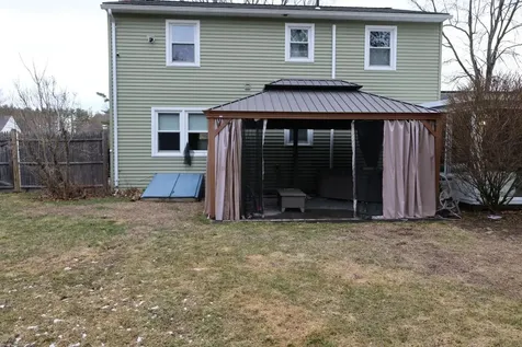 28 Greenbriar Road Keene NH 03431-2844