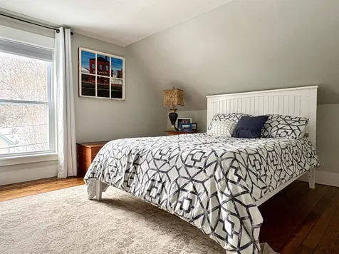 11 Third Avenue Hartford VT 05001