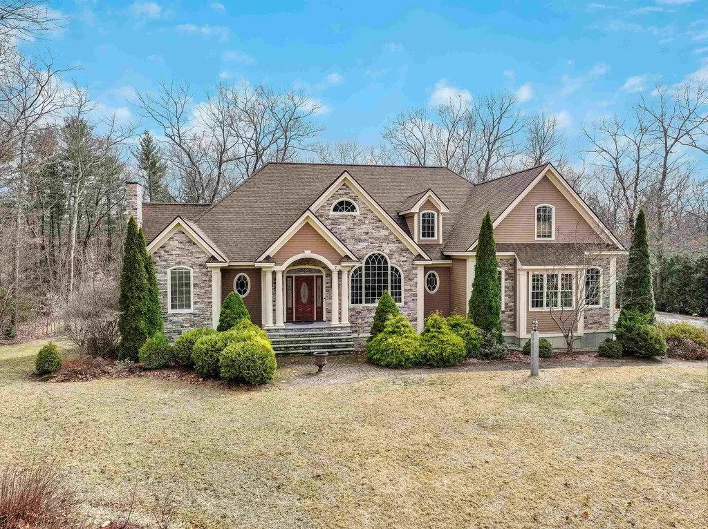 7 Buckhide Road Windham NH 03087