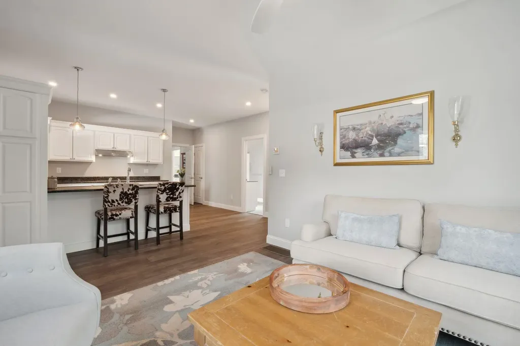 16 Christopher Court Wolfeboro NH 03894