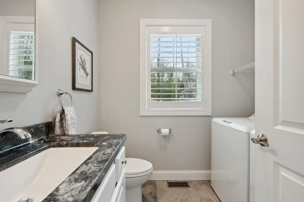 16 Christopher Court Wolfeboro NH 03894