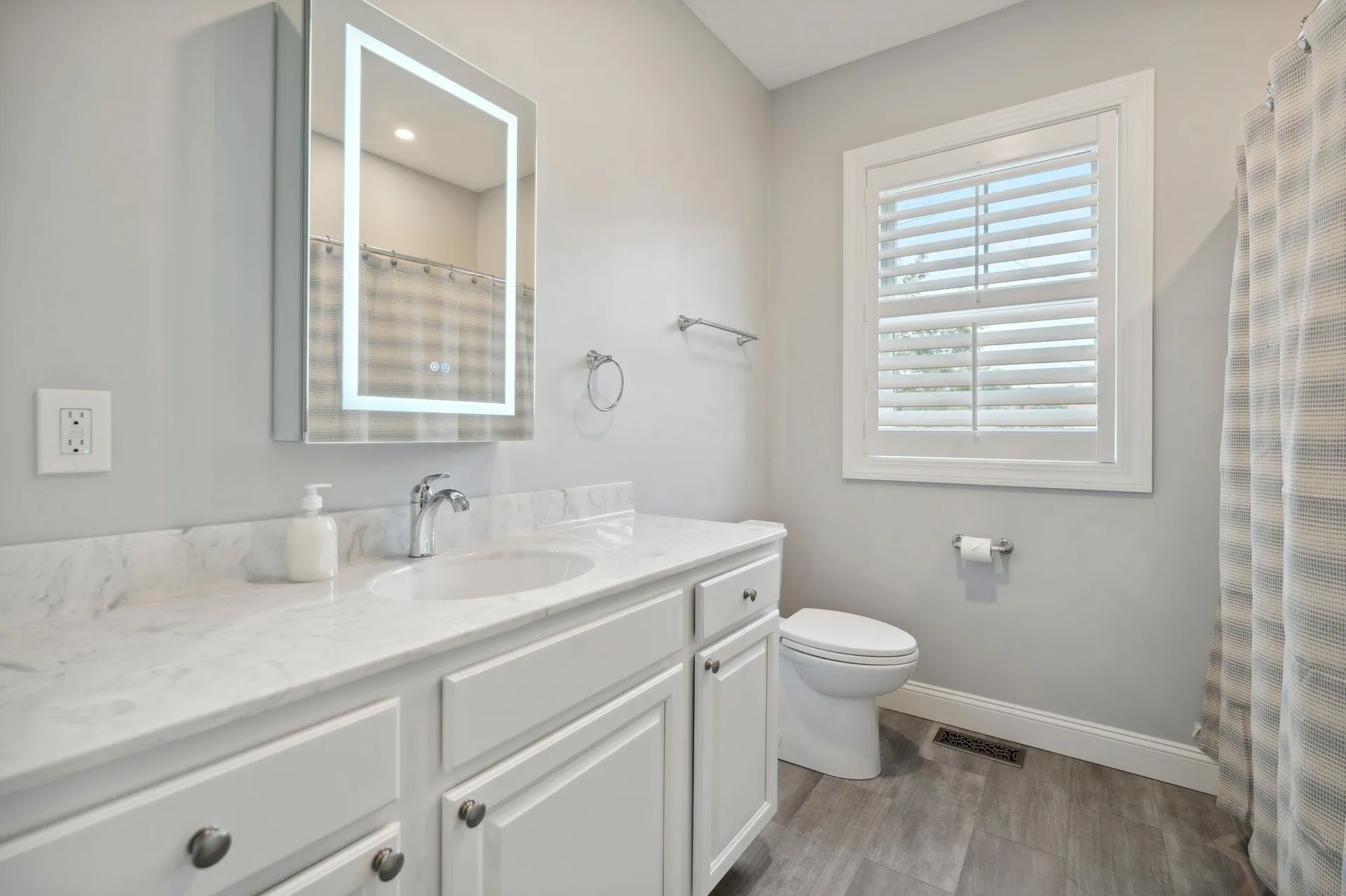 16 Christopher Court Wolfeboro NH 03894