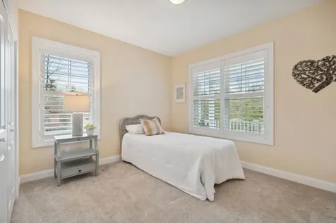16 Christopher Court Wolfeboro NH 03894