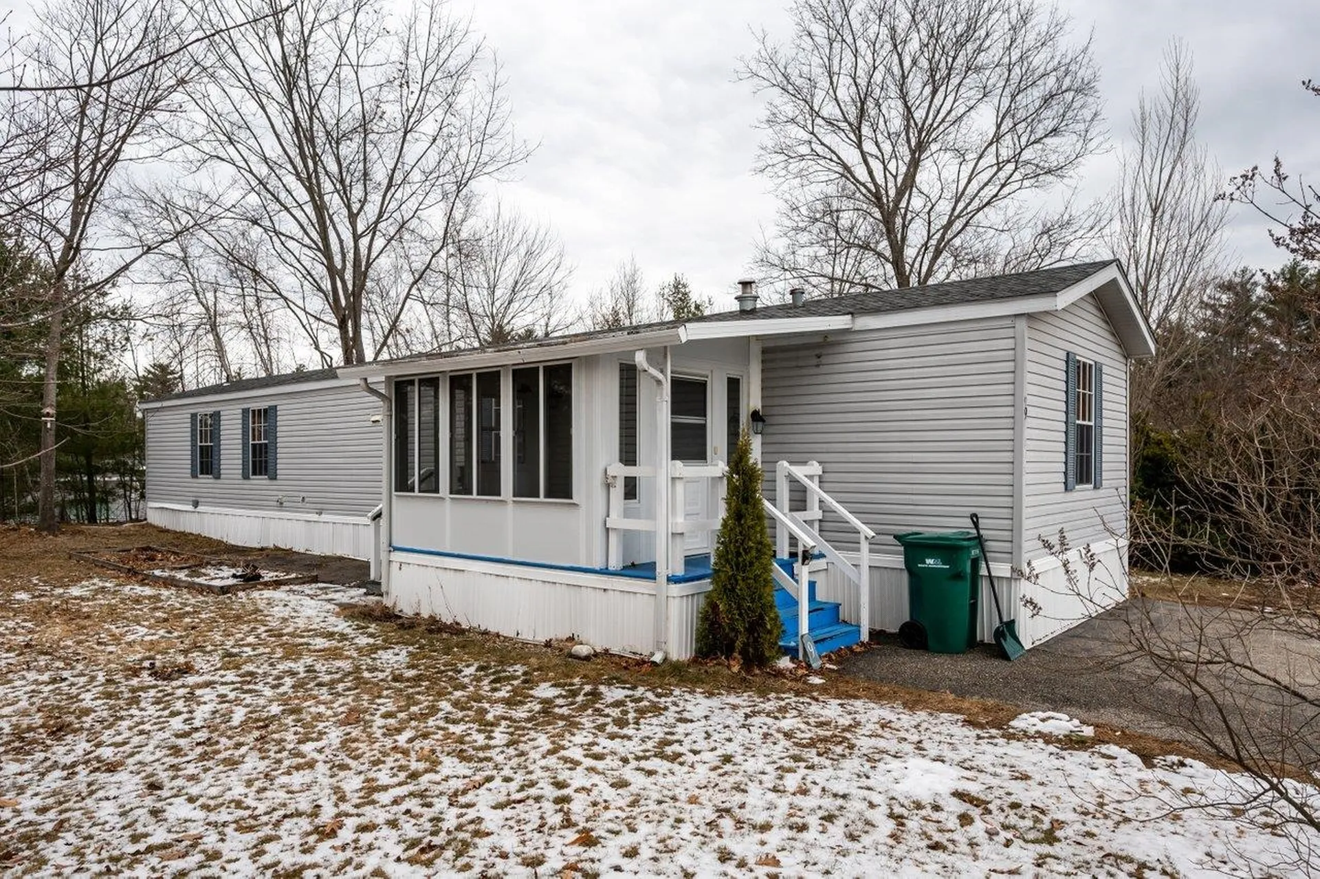 9 West Lane Rochester NH 03867