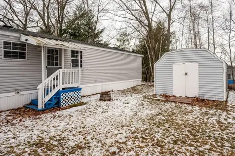 9 West Lane Rochester NH 03867
