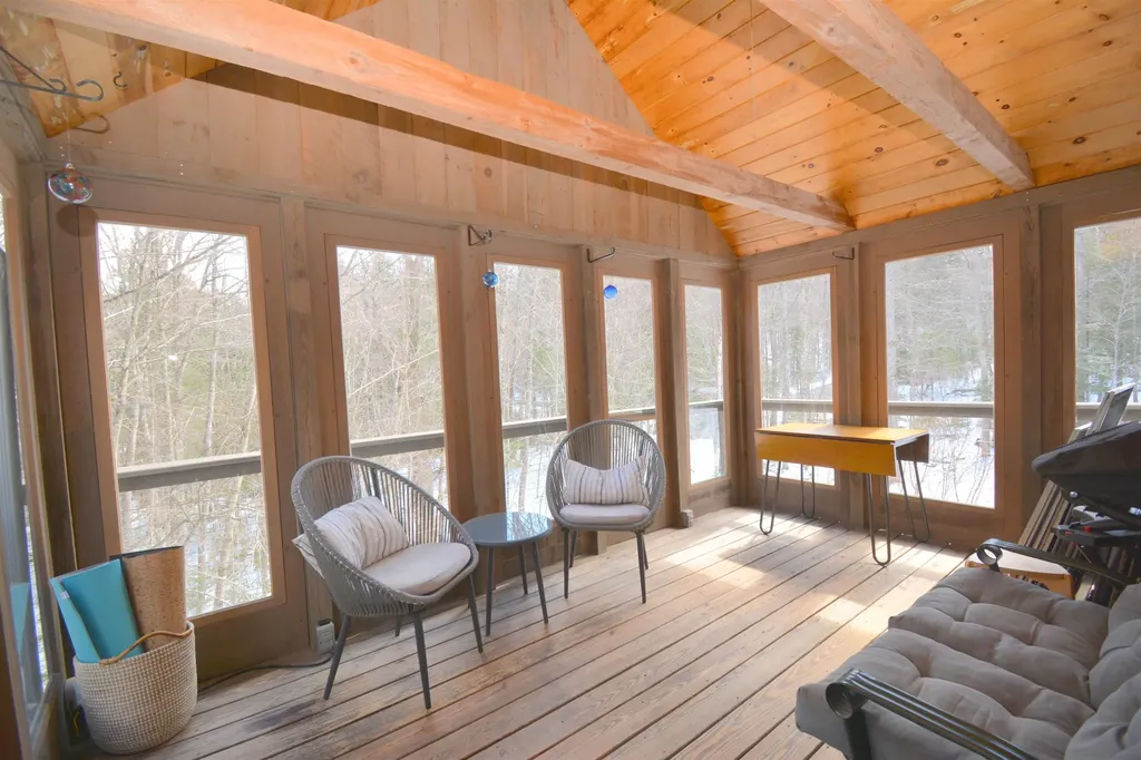 64 Draper Mill Road Grantham NH 03753