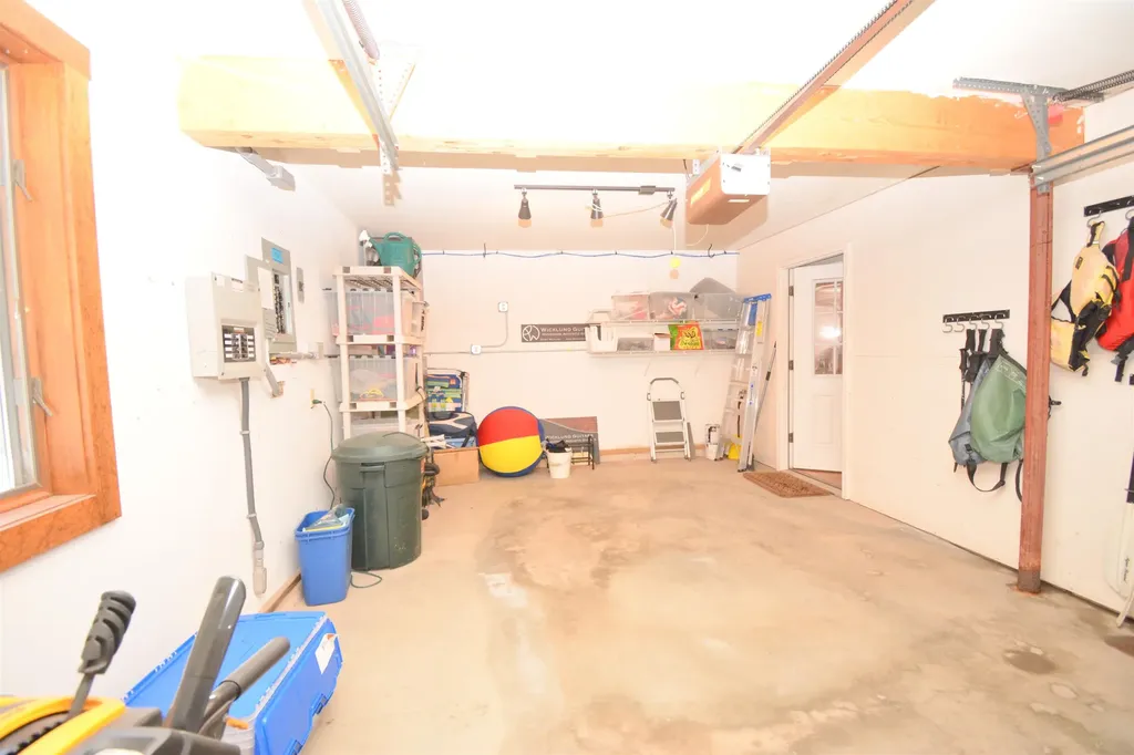 64 Draper Mill Road Grantham NH 03753