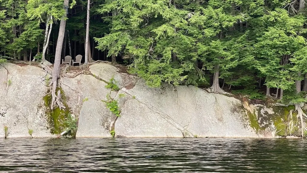 64 Draper Mill Road Grantham NH 03753