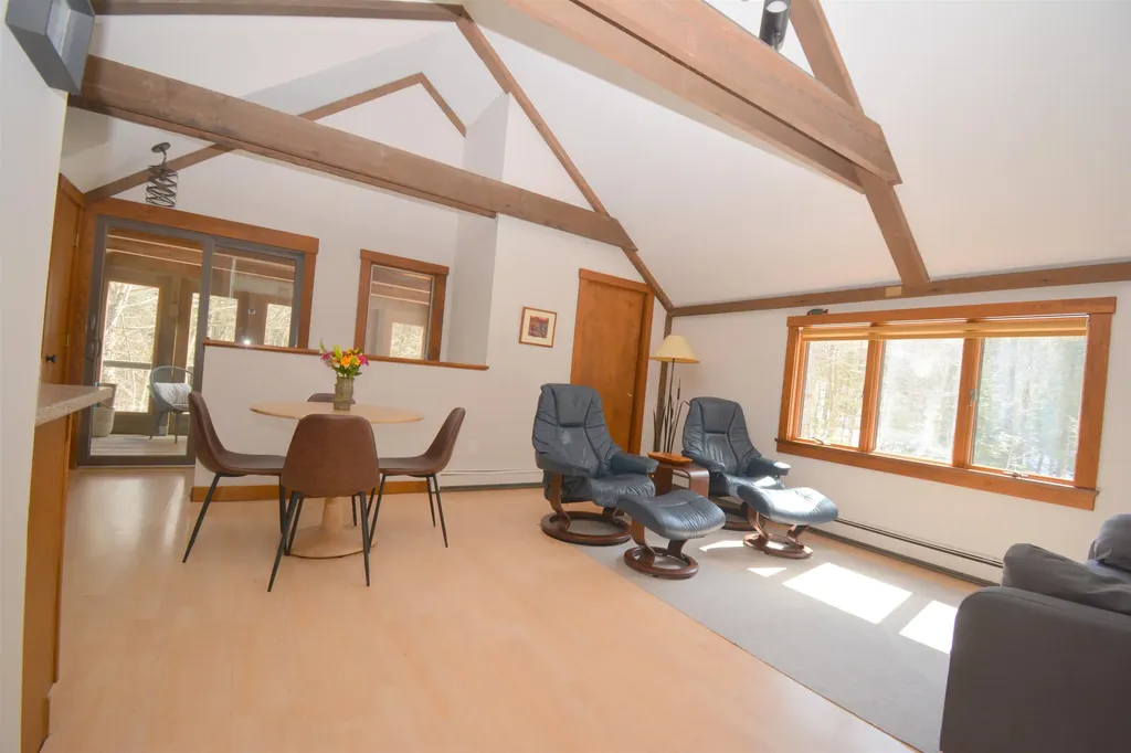 64 Draper Mill Road Grantham NH 03753