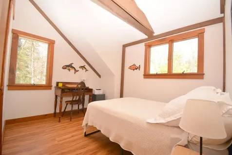 64 Draper Mill Road Grantham NH 03753