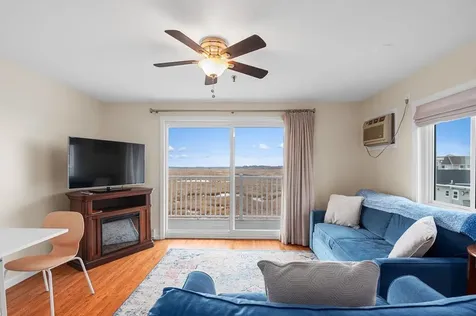 611 Ocean Boulevard Hampton NH 03842-4335