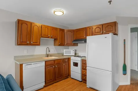 611 Ocean Boulevard Hampton NH 03842-4335