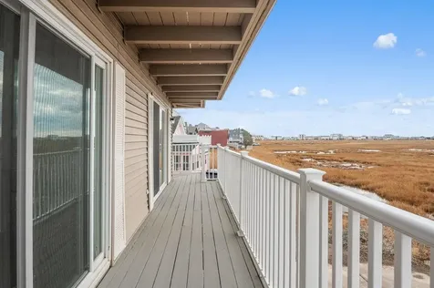 611 Ocean Boulevard Hampton NH 03842-4335