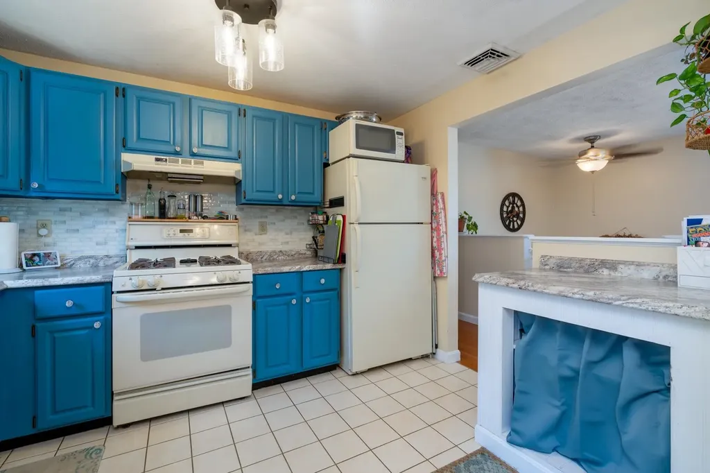 315 Blevens Drive Manchester NH 03104