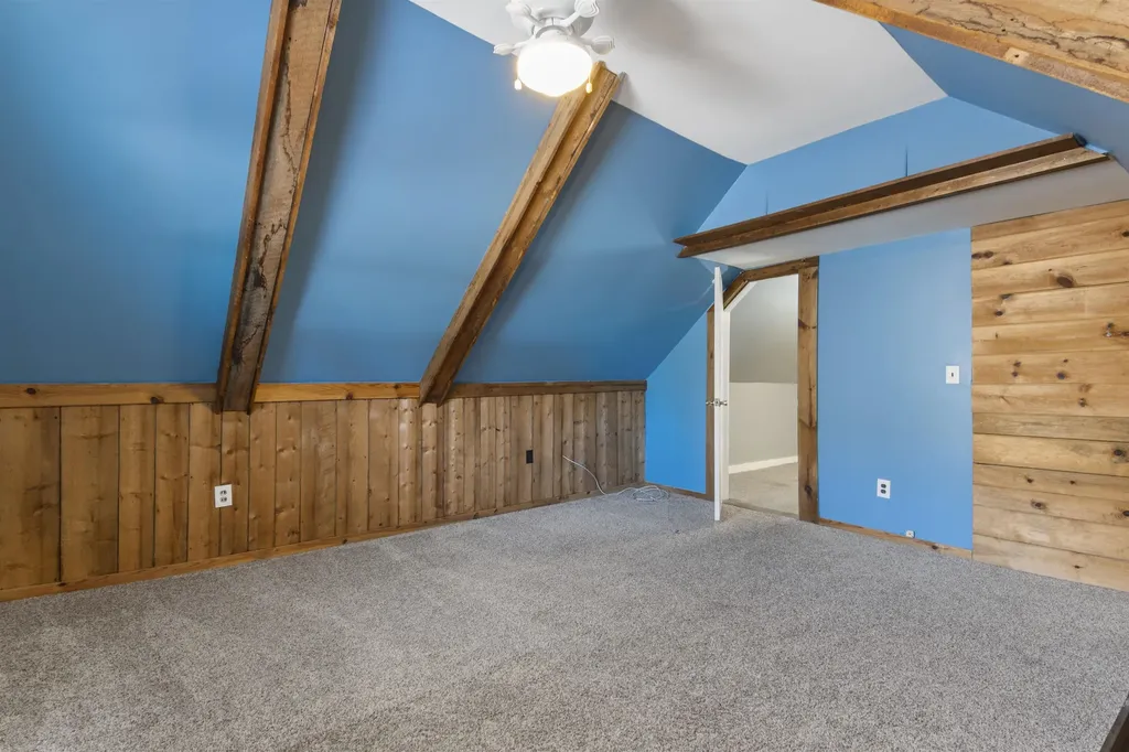 21 Bungy Road Colebrook NH 03576