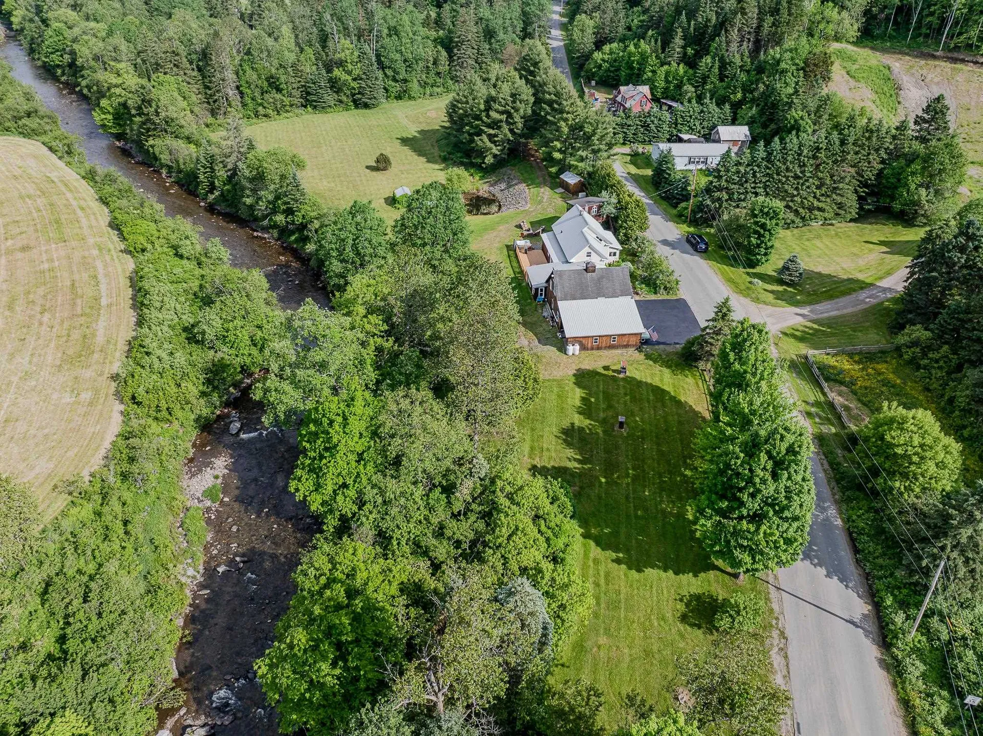 21 Bungy Road Colebrook NH 03576