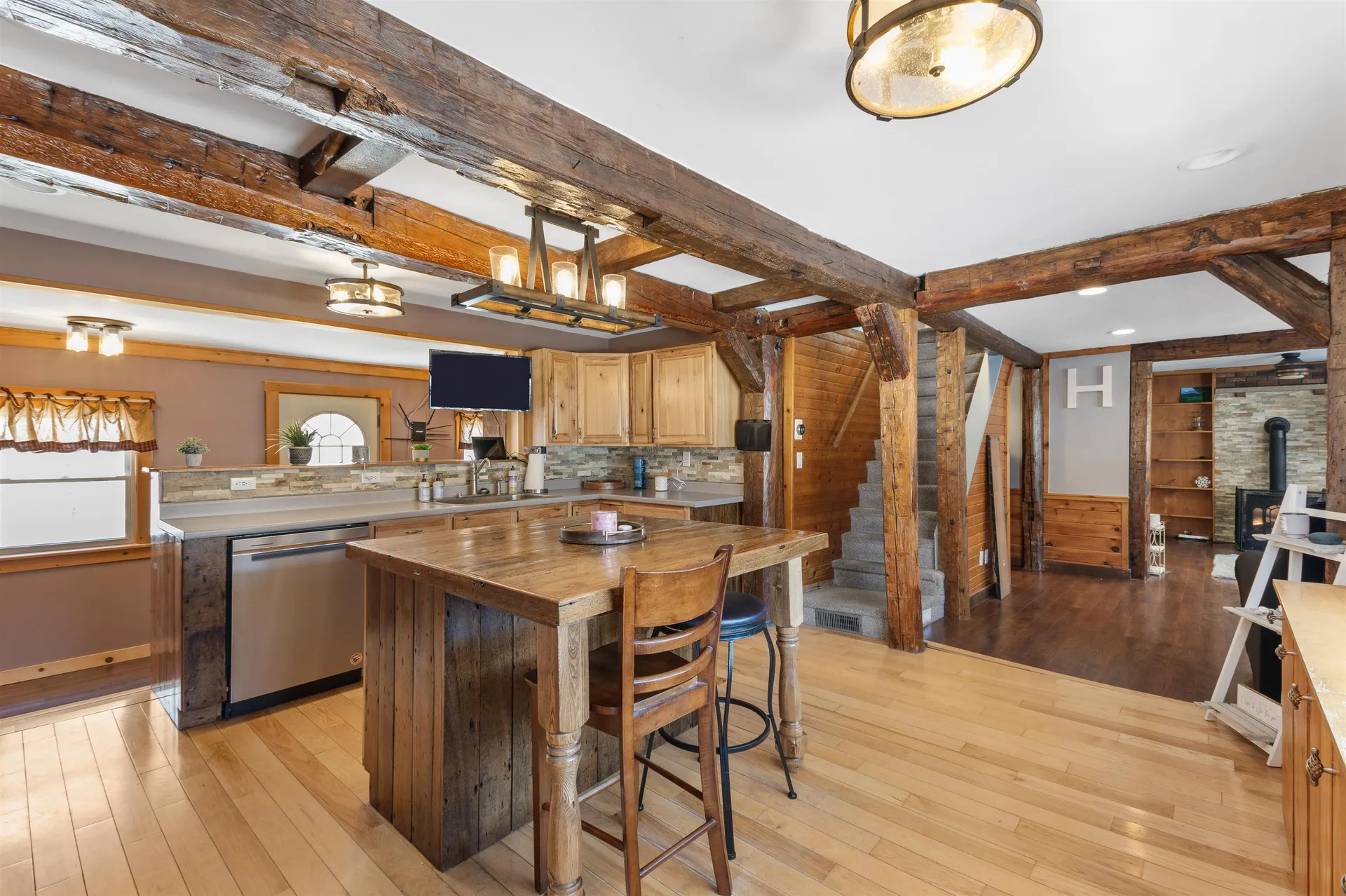 21 Bungy Road Colebrook NH 03576